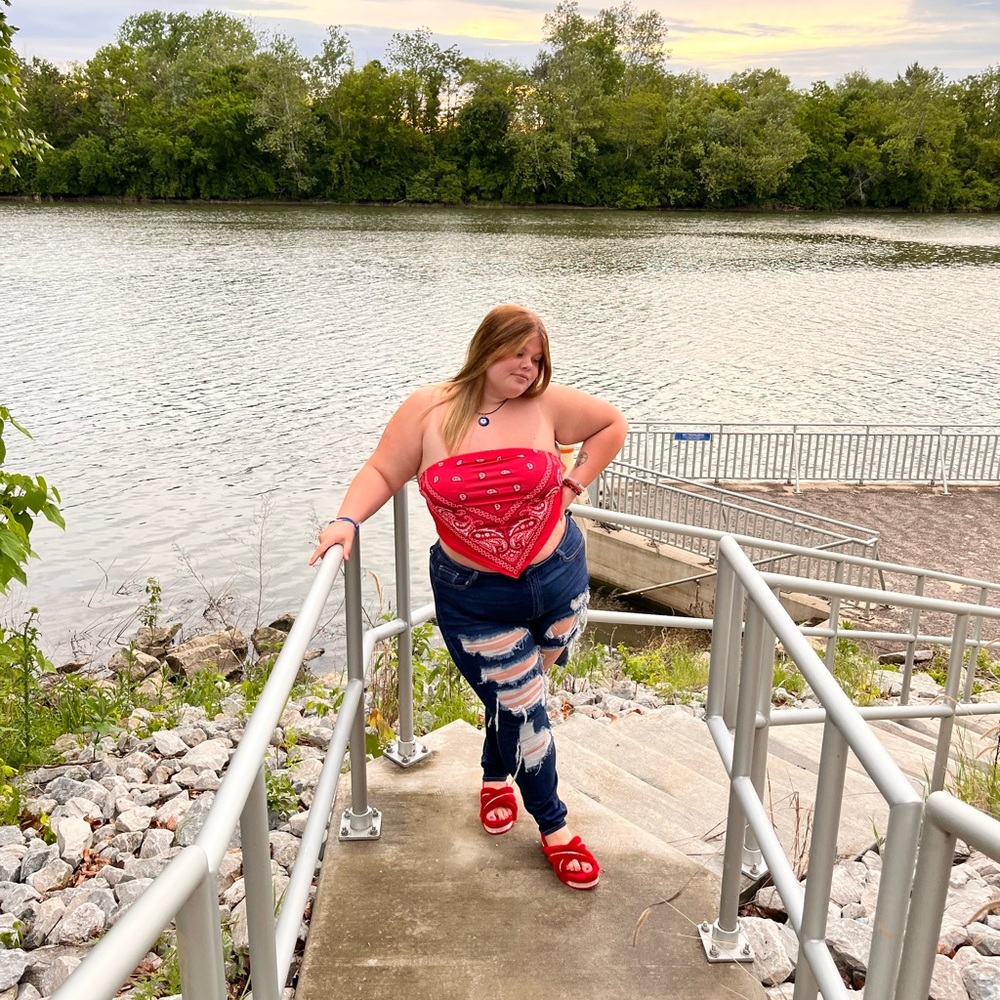 Meet your Posher, Heaven